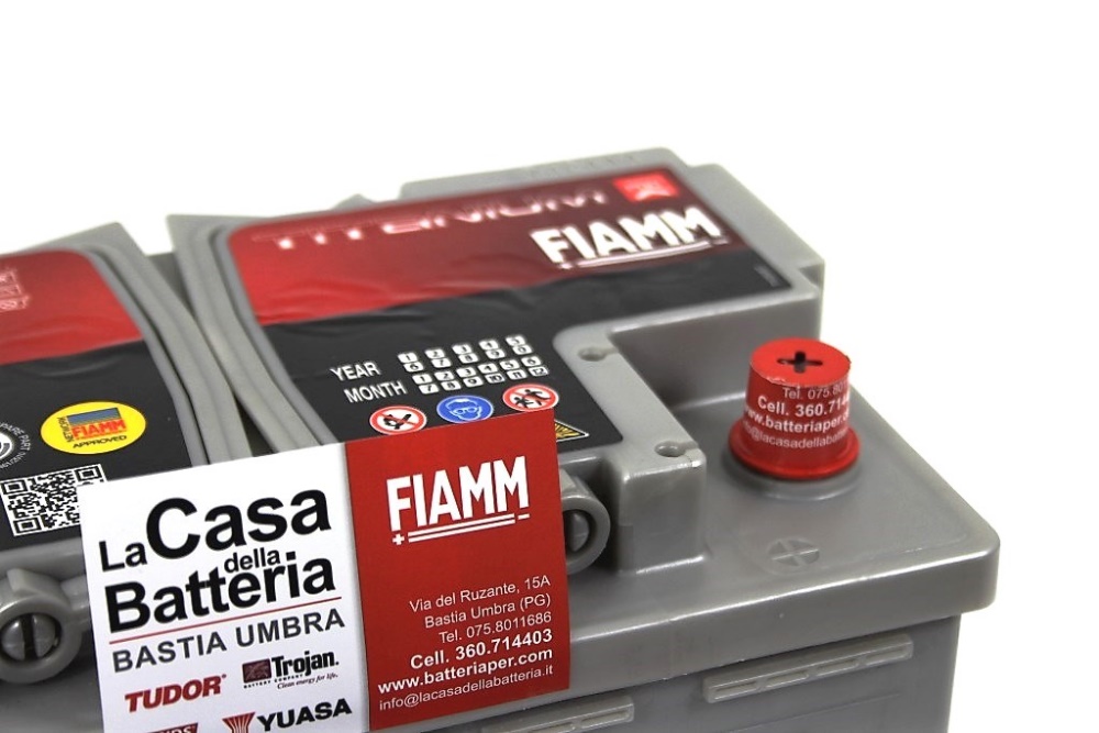 L3 / EB740 / H6 / 574.12 Batterie de démarrage FIAMM 12v 74Ah 680A positif  à droite · aitecbatteries